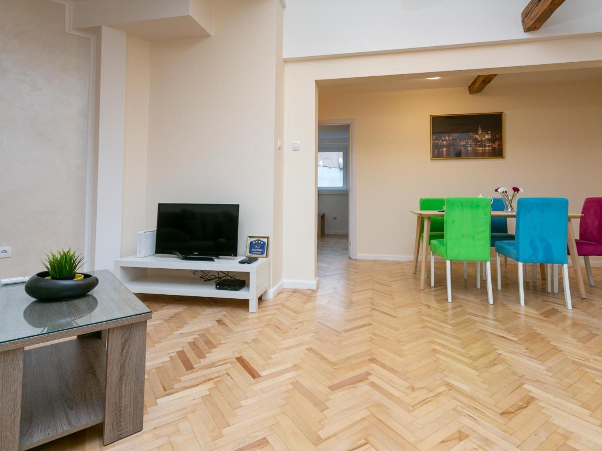 Grand Suite Centre Belgrade Extérieur photo